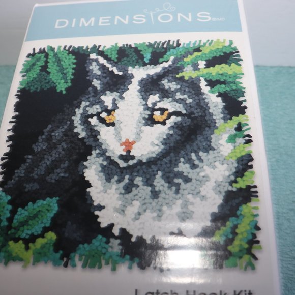 Cat Latch Hook Kit by Dimensions 12" x 12" Kit Wall Hanging or Pillow Kitty Cat - Picture 2 of 4